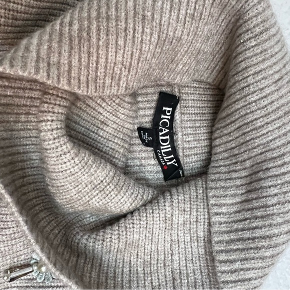 Picadilly Beige 3/4 Sleeve Cowl Neck Sweater Jewel Detailing Size S - Picture 10 of 11